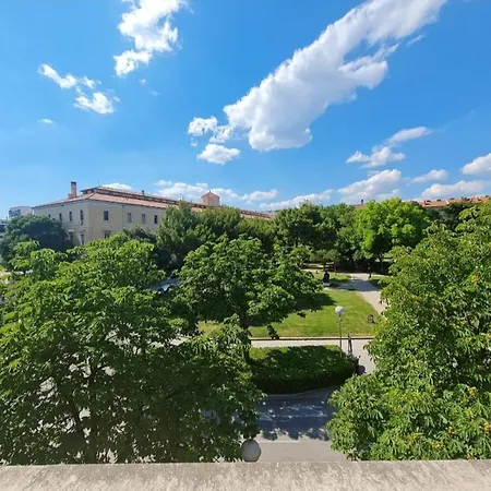 New Modern-Park View-5 Minutes From Diocletian'S Palace Split Exterior photo