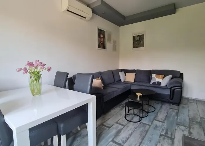 New Modern-Park View-5 Minutes From Diocletian\'S Palace