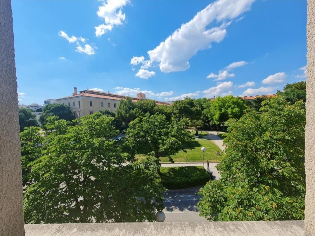 New Modern-park View-5 Minutes From Diocletian's Palace Apartment