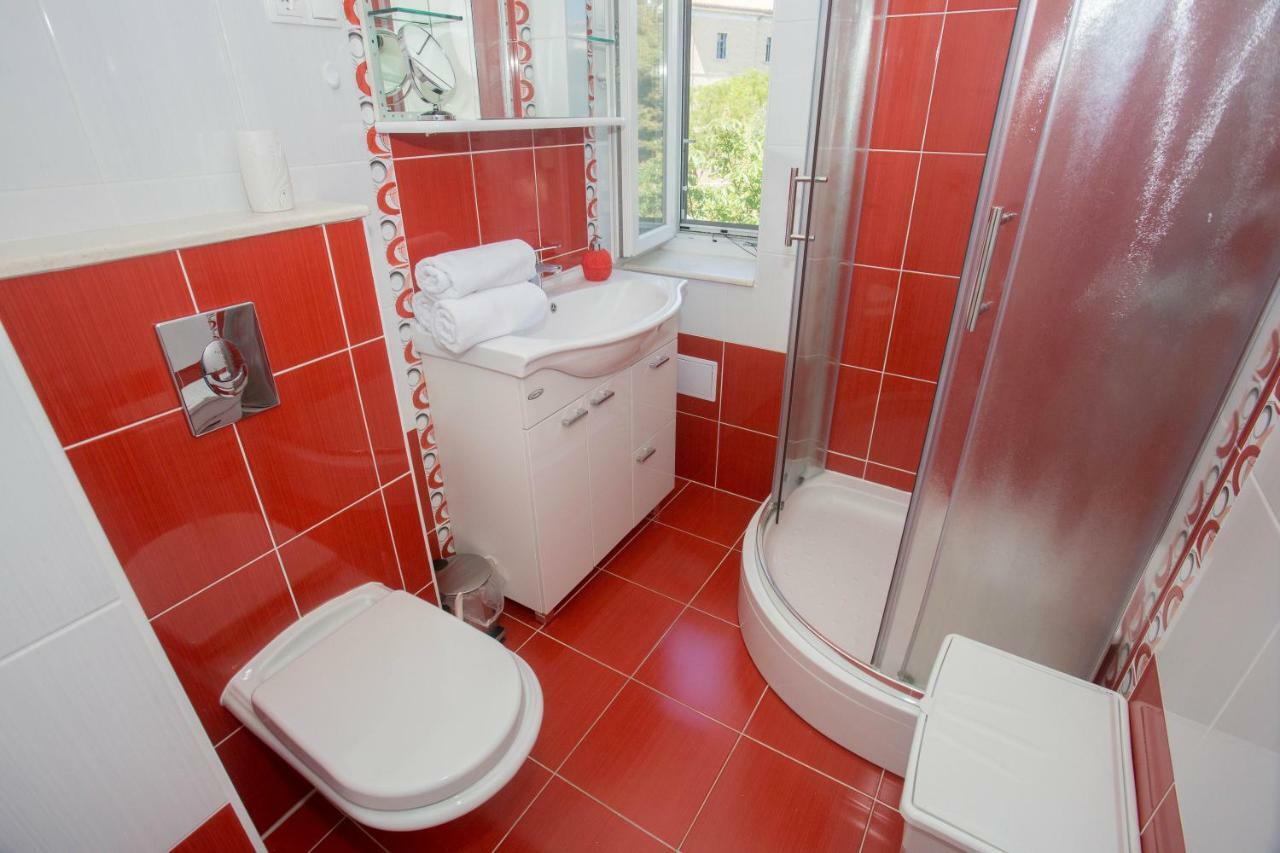 New Modern-park View-5 Minutes From Diocletian's Palace Apartament Split
